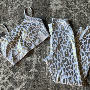 Carbon 38 Activewear Set